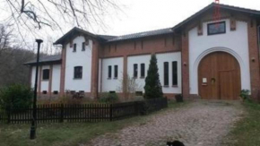 Gemütliche Ferienwohnung in Kuchelmiß mit Grill, Terrasse und Garten in Kuchelmiß